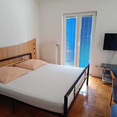 Apartmani "Radi" Baška Voda Rom bilde