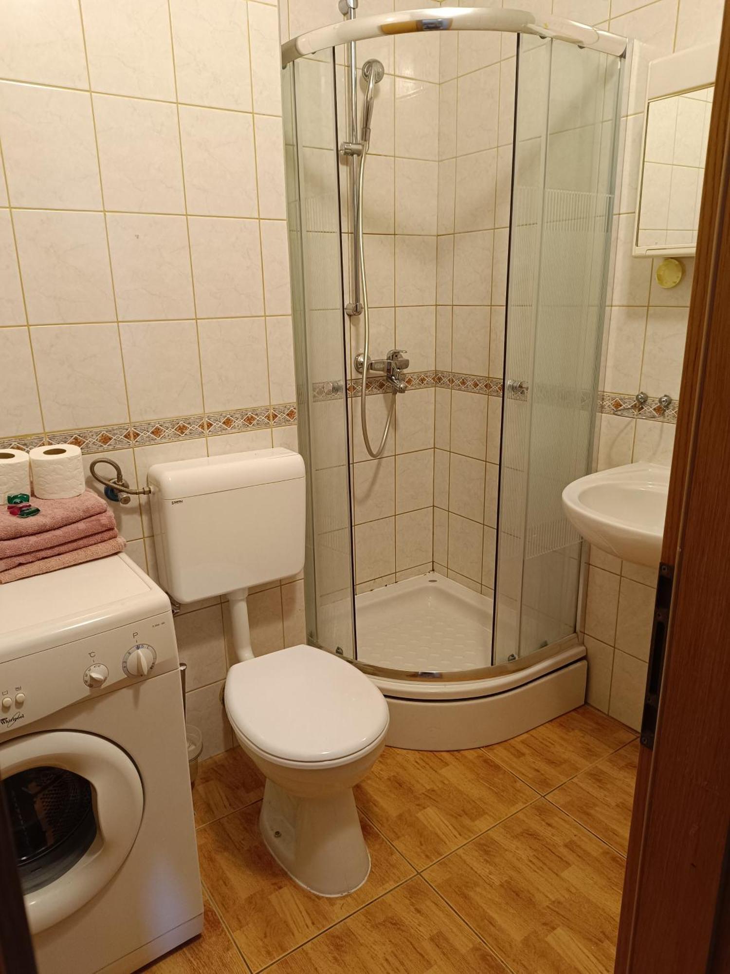 Apartmani "Radi" Baška Voda Rom bilde