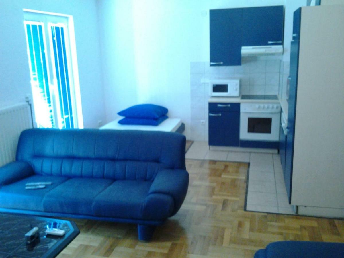 Apartmani "Radi" Baška Voda Eksteriør bilde