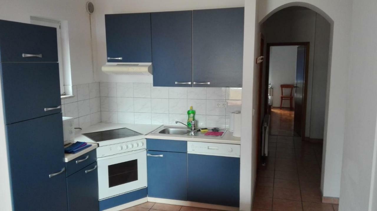 Apartmani "Radi" Baška Voda Eksteriør bilde